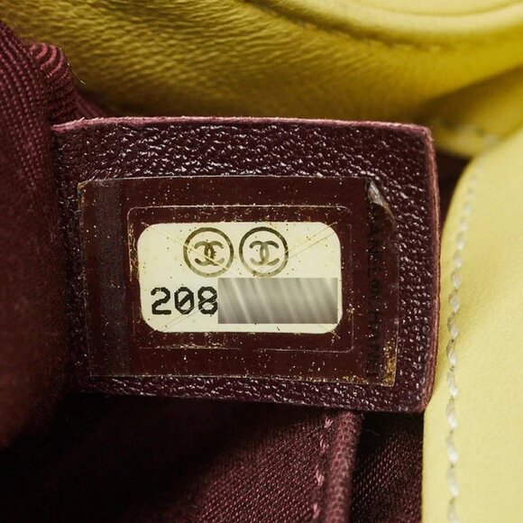 Chanel Light Green Chevron Quilted Lambskin Leather Medium Boy Flap Bag - Picture 6 of 10